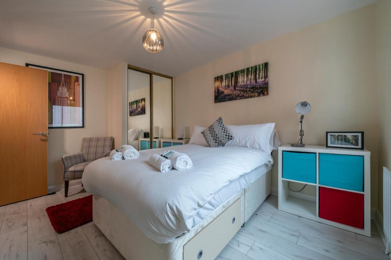 1 Bd Apt In Historical W Belfast Close To Centre المظهر الخارجي الصورة
