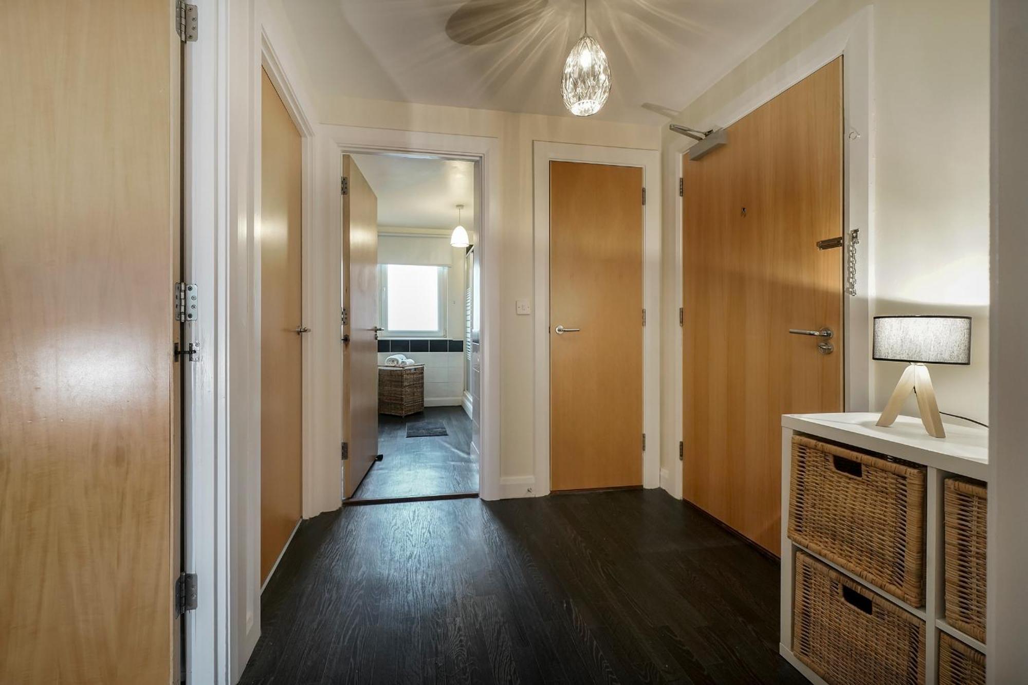 1 Bd Apt In Historical W Belfast Close To Centre المظهر الخارجي الصورة